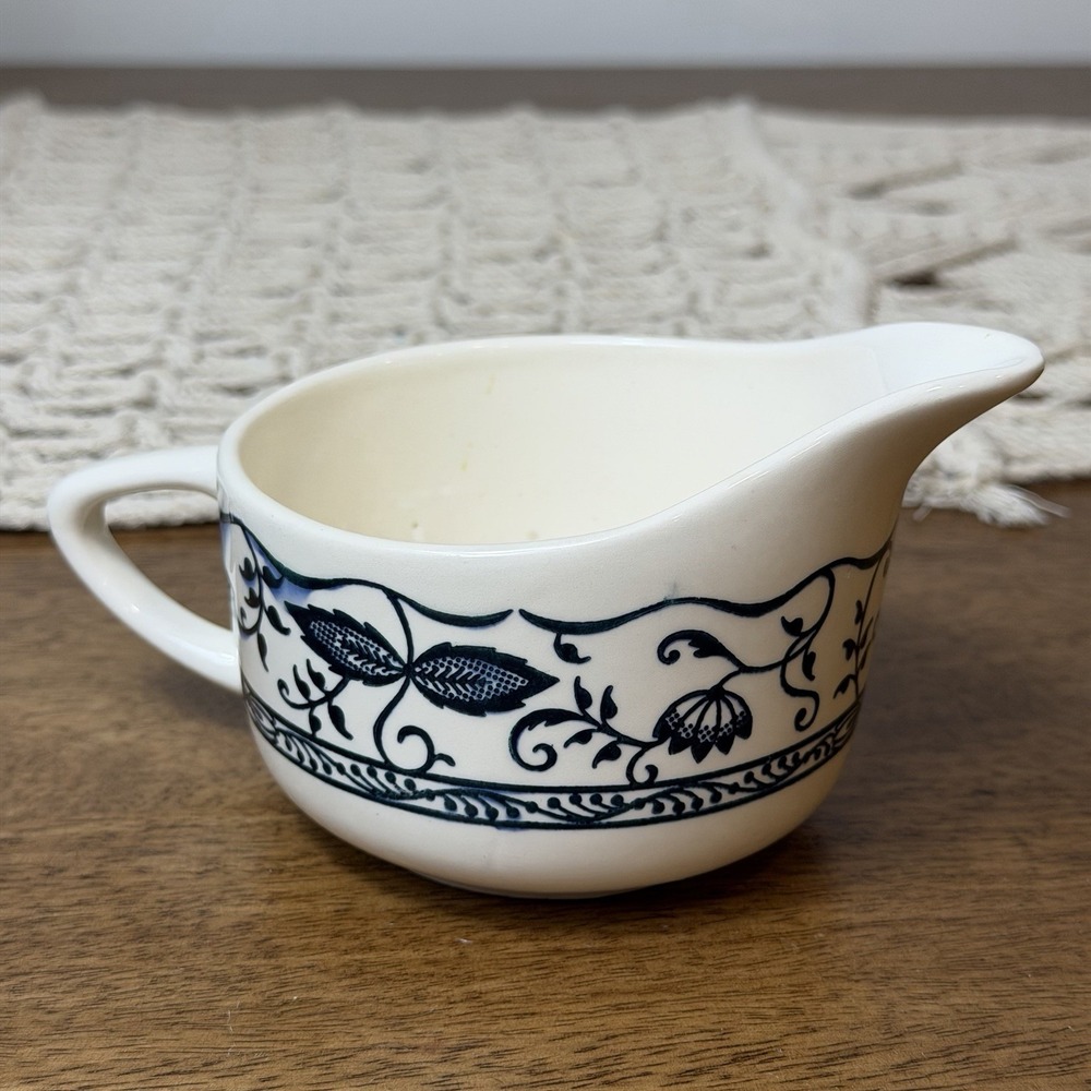 ROYAL USA Doorn Blue Onion Creamer Replacement Gravy Boat Floral Boho Cottage